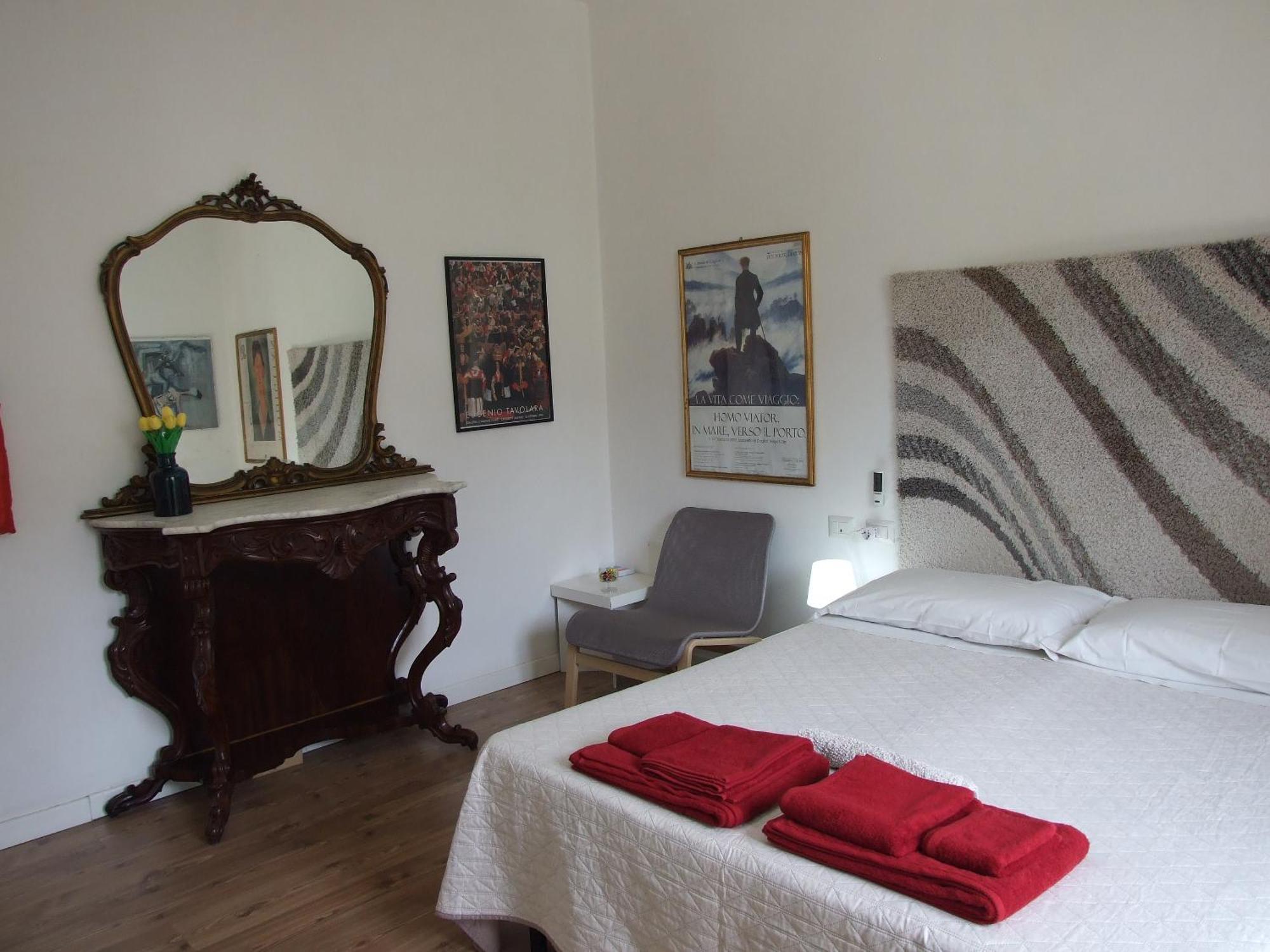 B&B Leo Кальяри Экстерьер фото